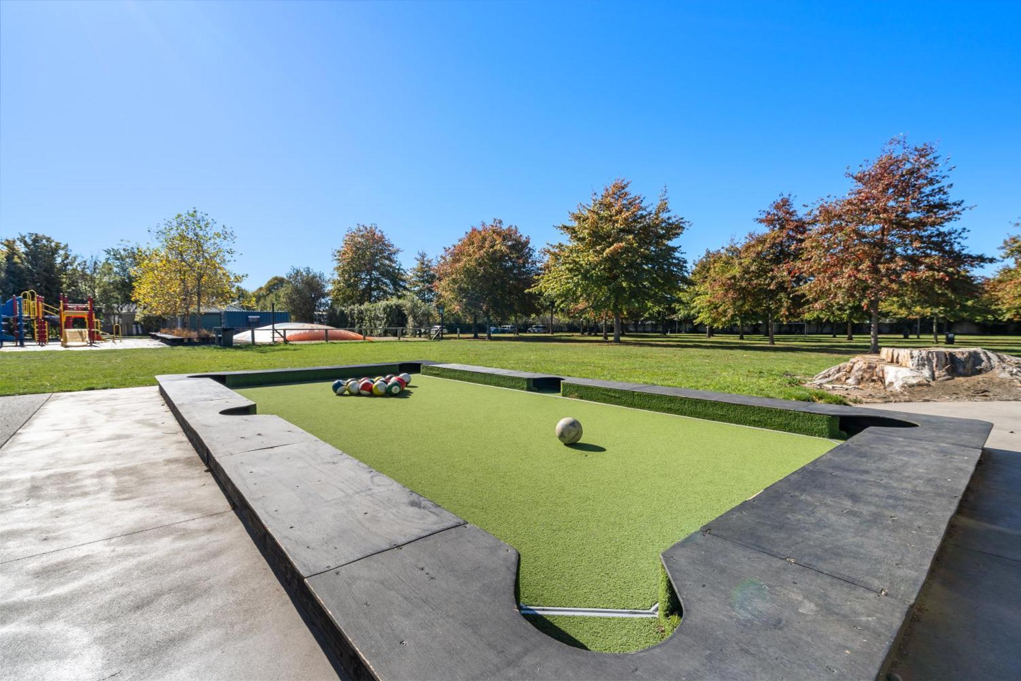 Tasman Holiday Parks - Christchurch Exterior foto The 2015 World Bowls Centre